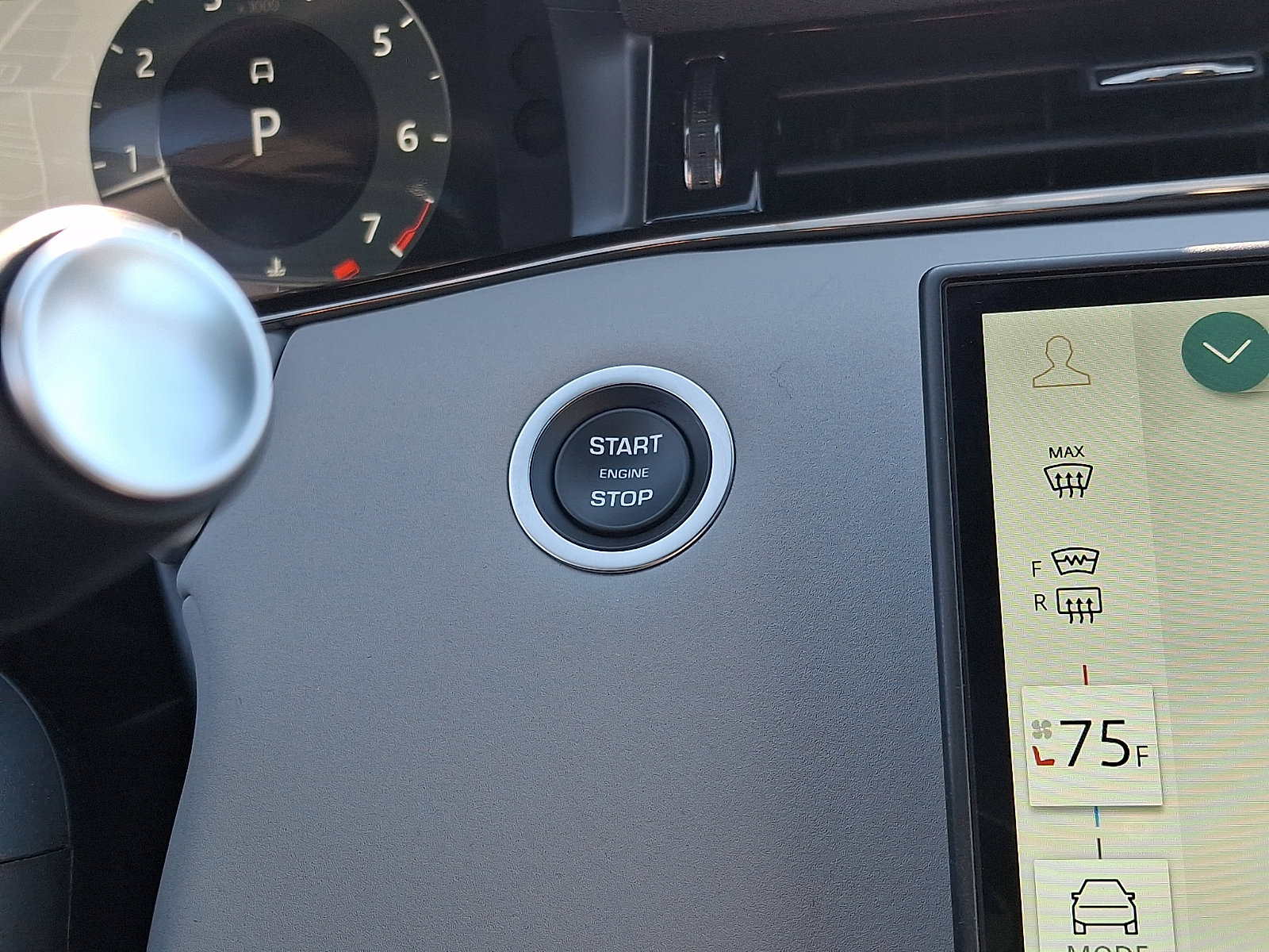 Used 2026 Land Rover Range Rover Evoque S image 24