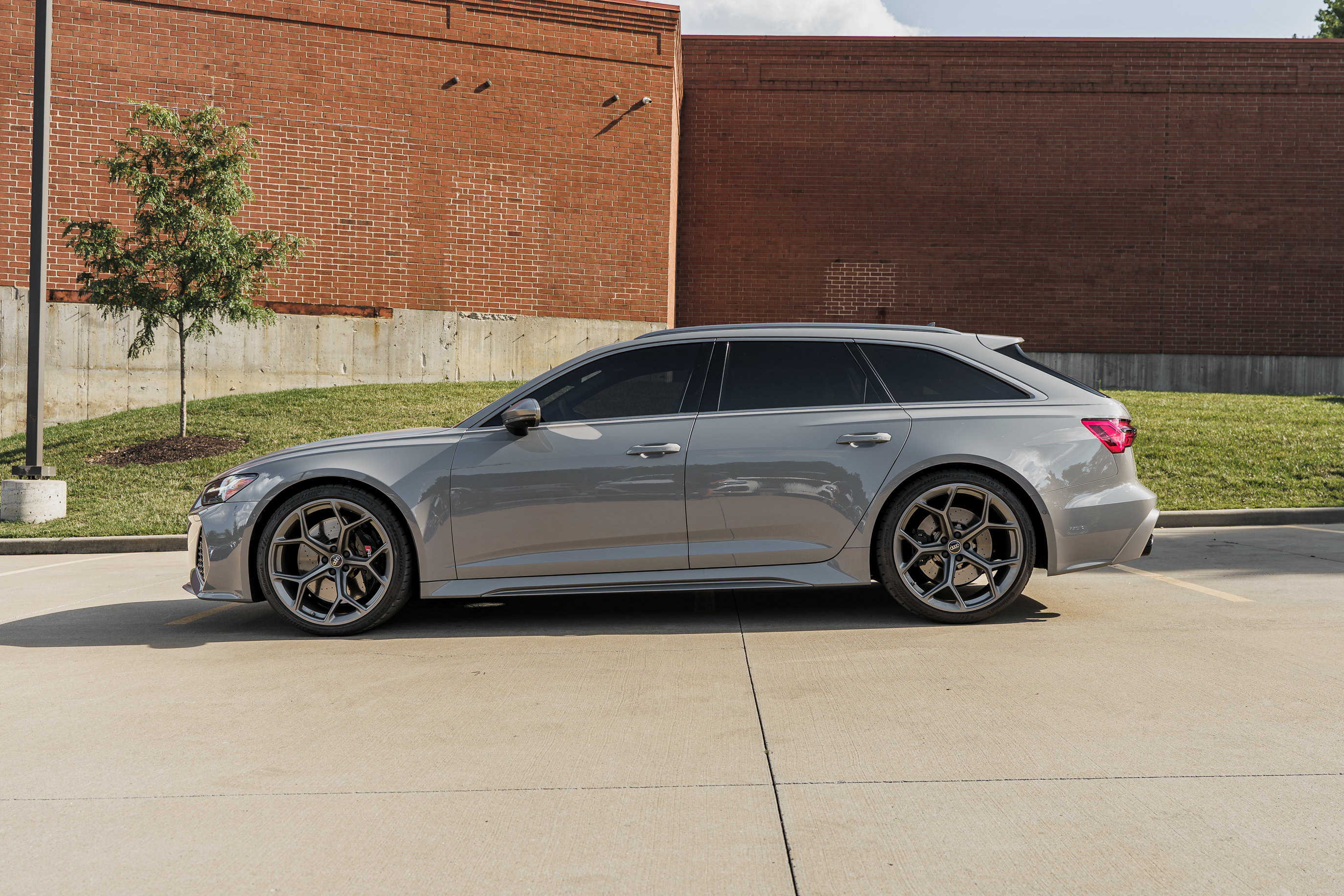 Used 2025 Audi RS 6 performance AWD/4WD image 6