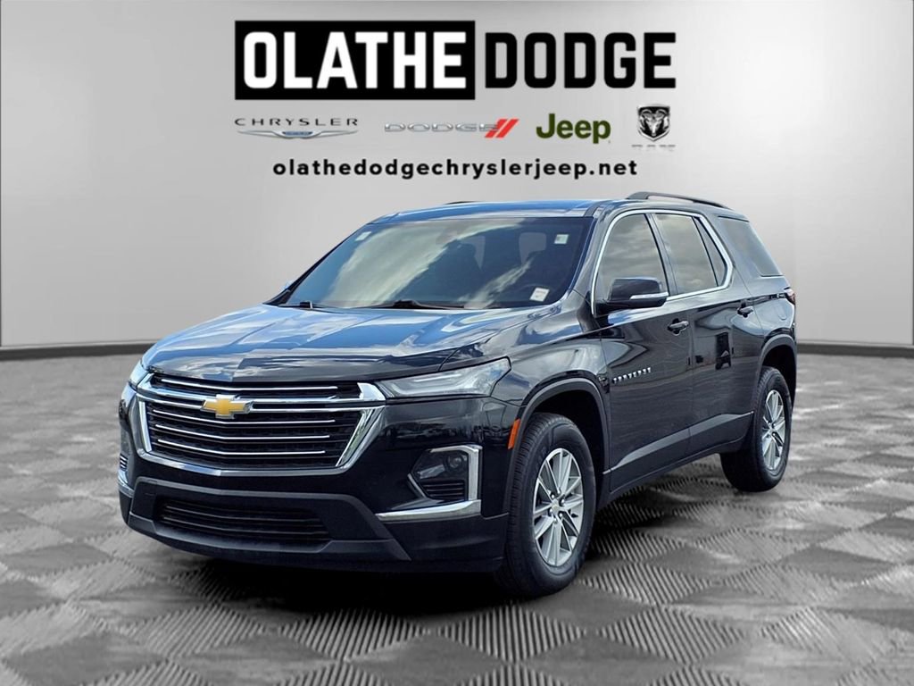 Used 2023 Chevrolet Traverse LT image 1