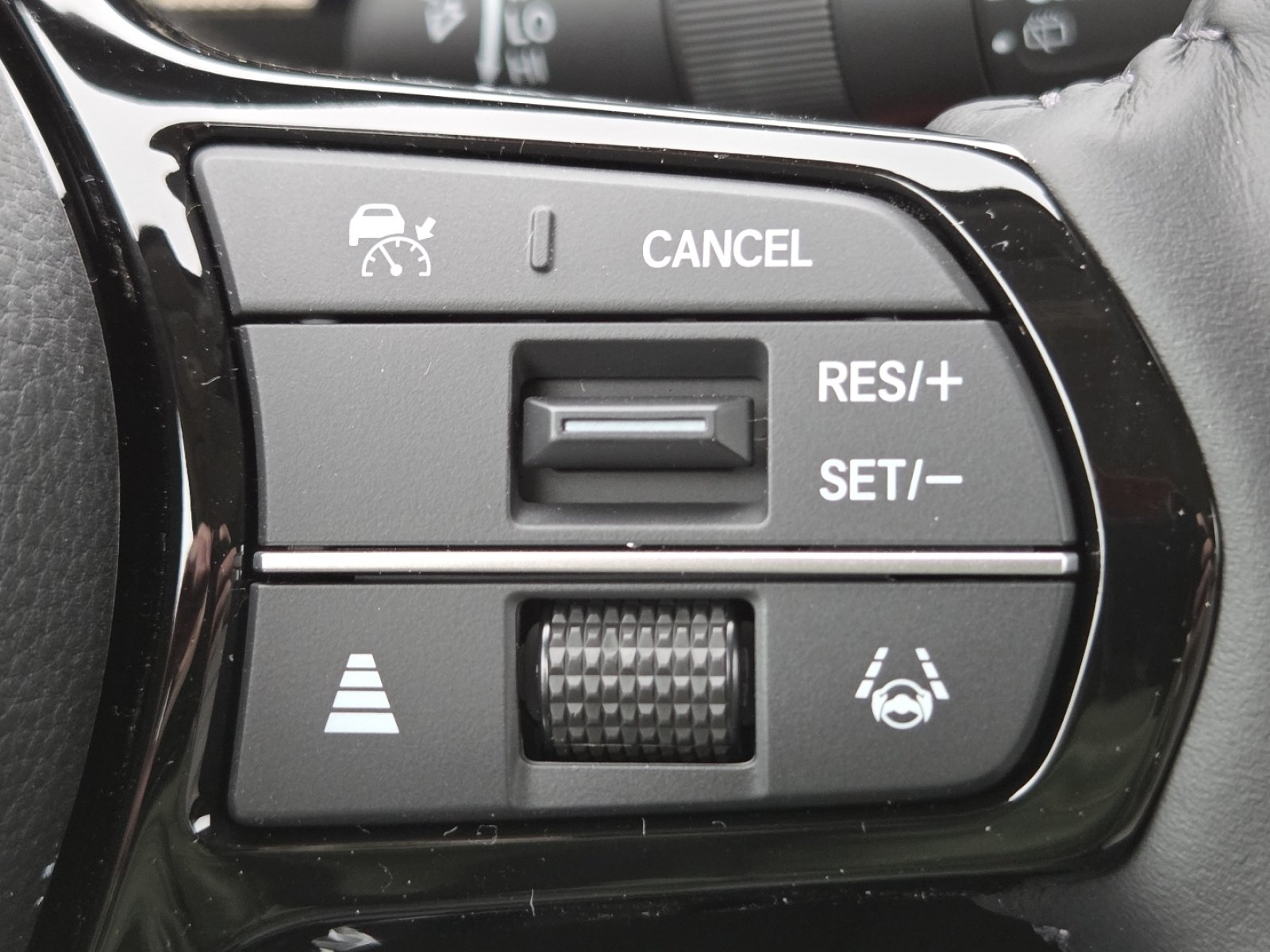 New 2026 Honda CR-V EX-L image 9