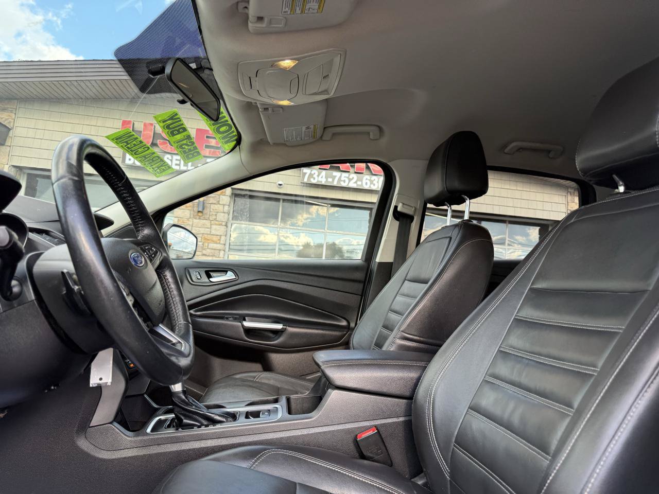 Used 2017 Ford Escape SE w/ SE Leather Comfort Package FWD image 10