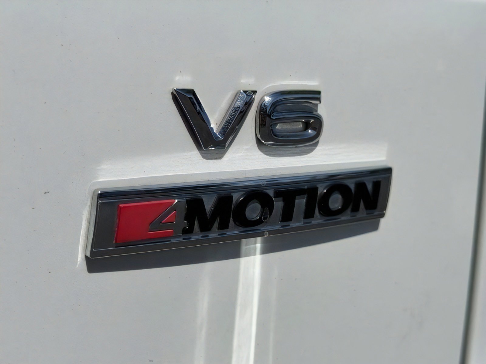 Used 2018 Volkswagen Atlas SEL Premium AWD/4WD image 26