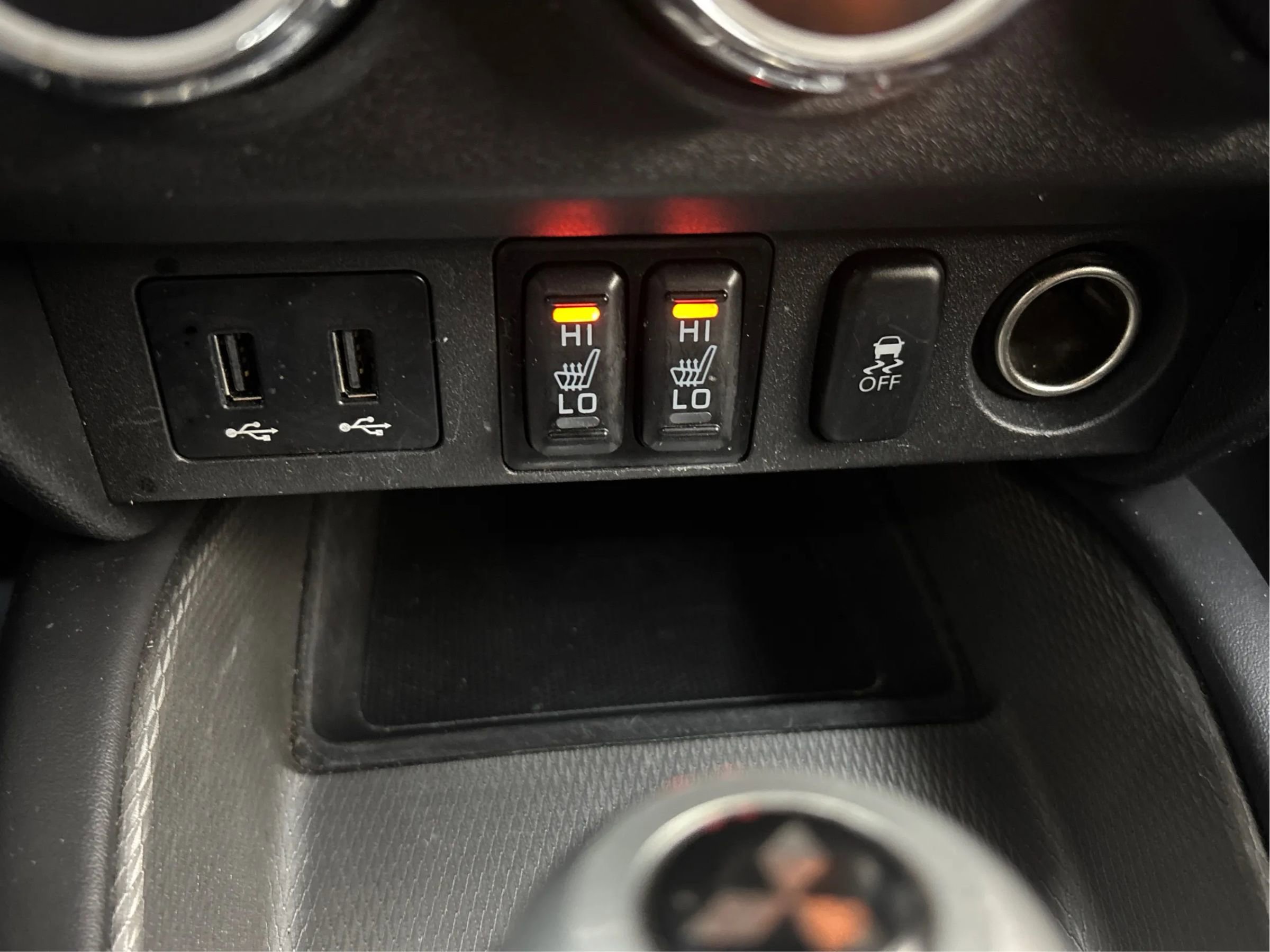 Used 2018 Mitsubishi Outlander Sport SE AWD/4WD image 43