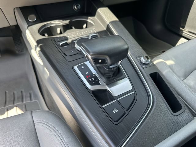 Used 2017 Audi A4 2.0T Ultra Premium w/ Convenience Package image 20
