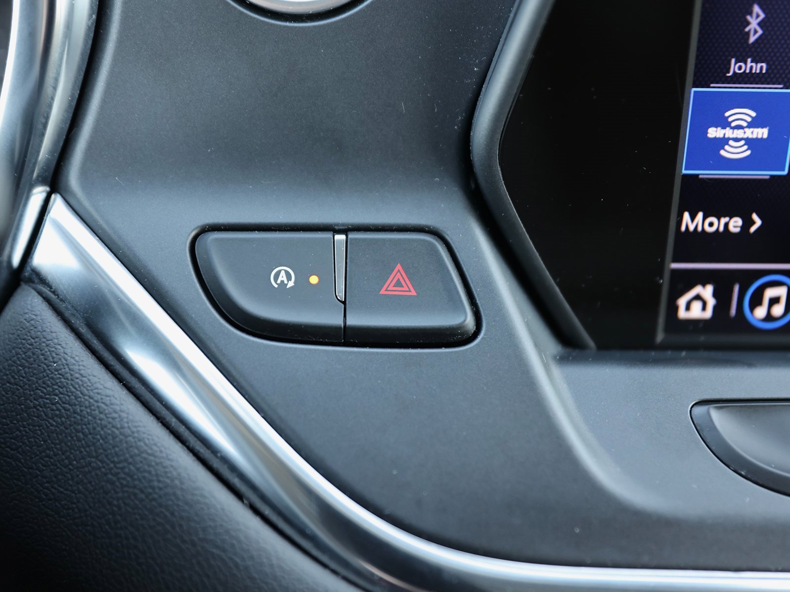 Used 2022 Chevrolet Blazer LT image 25