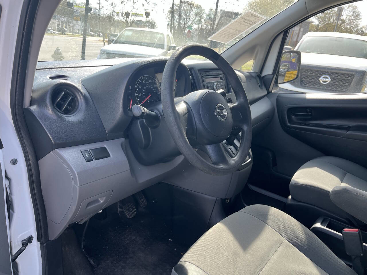 Used 2017 Nissan NV200 S image 9