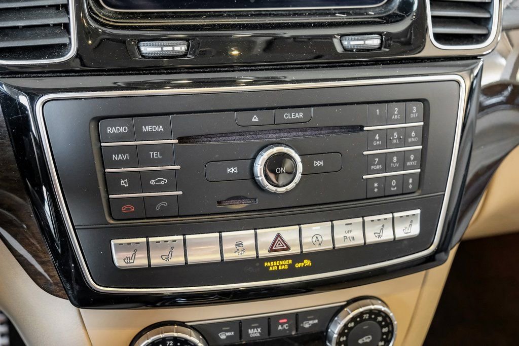 Used 2017 Mercedes-Benz GLE 43 AMG 4MATIC w/ Premium 2 Package image 31