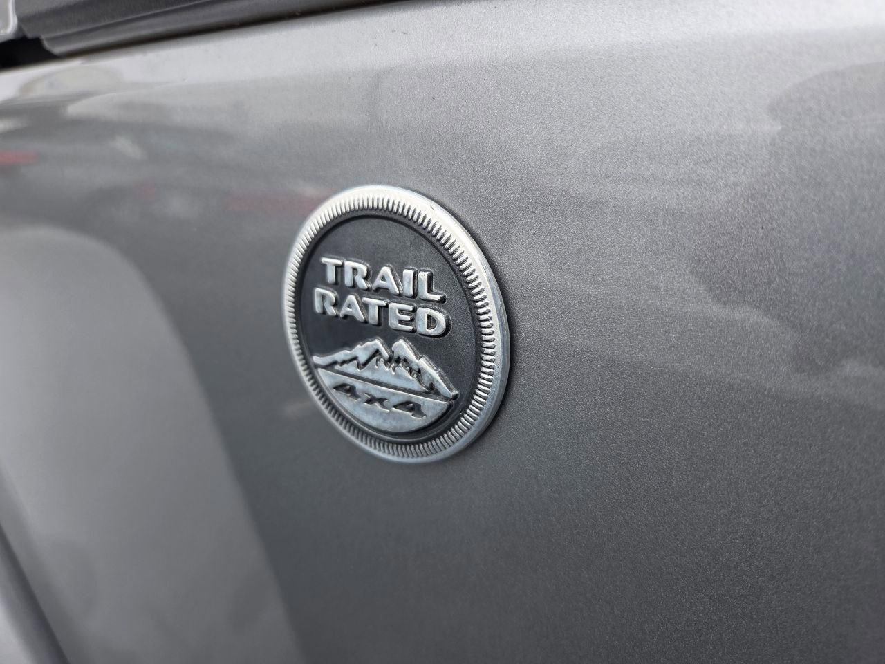 Used 2013 Jeep Wrangler Unlimited Sahara w/ Dual Top Group image 7