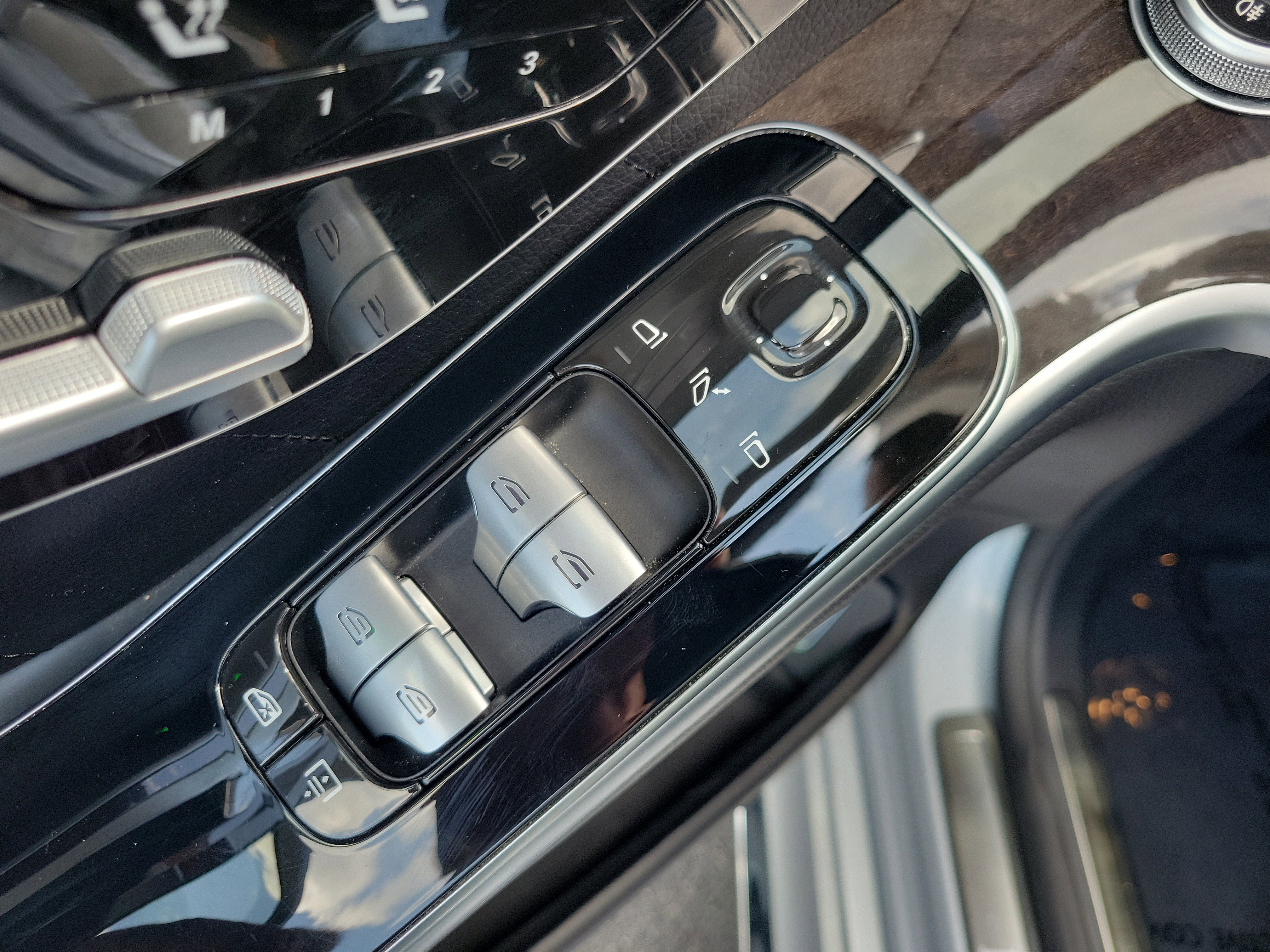 Used 2021 Mercedes-Benz S 500 4MATIC image 18