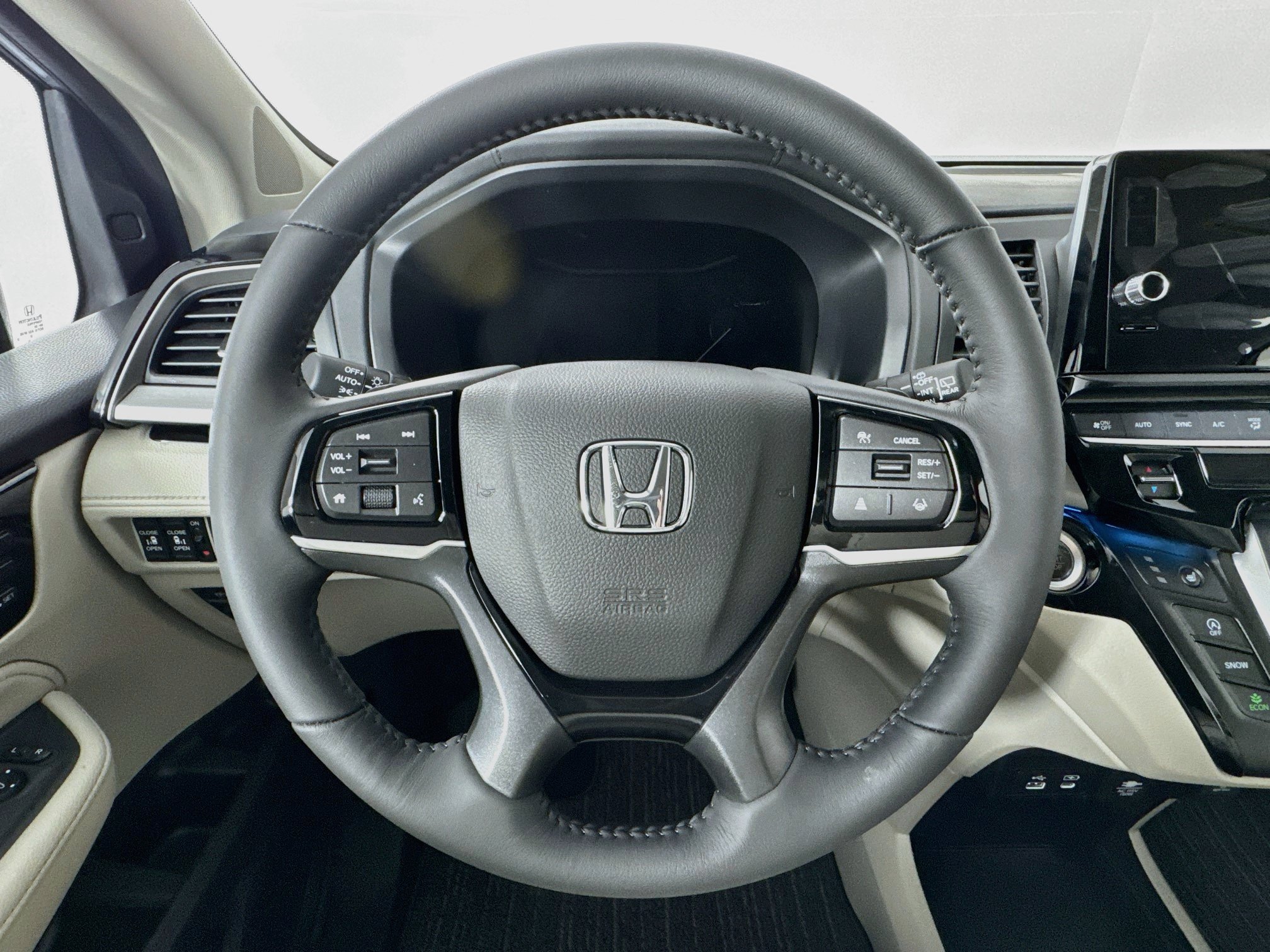 New 2027 Honda Odyssey Touring image 11