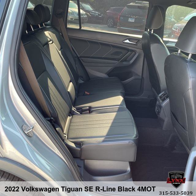 Used 2022 Volkswagen Tiguan SE R-Line image 13