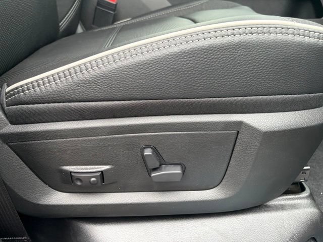 New 2026 RAM 3500 Limited AWD/4WD image 28