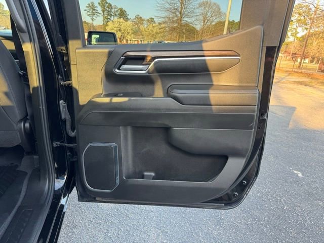 Used 2022 Chevrolet Silverado 1500 LT image 12