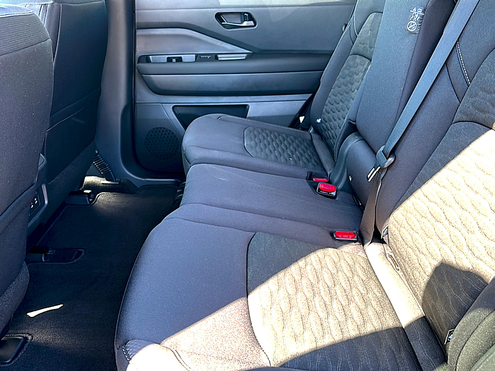 New 2026 Nissan Pathfinder SV image 15