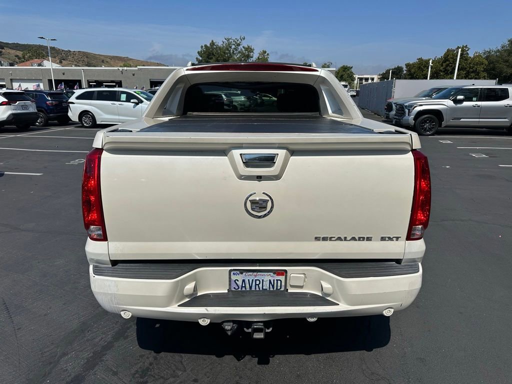 Used 2007 Cadillac Escalade EXT w/ Information Package AWD/4WD image 5