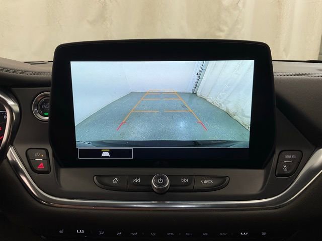Used 2025 Chevrolet Blazer LT FWD image 19