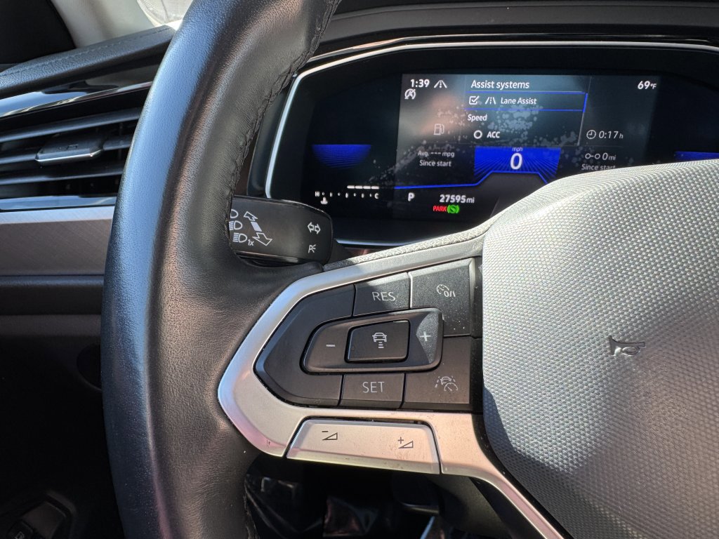 Used 2022 Volkswagen Jetta SE w/ Panoramic Sunroof Package image 28