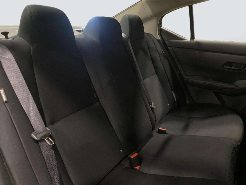 Used 2024 Nissan Sentra S FWD image 29
