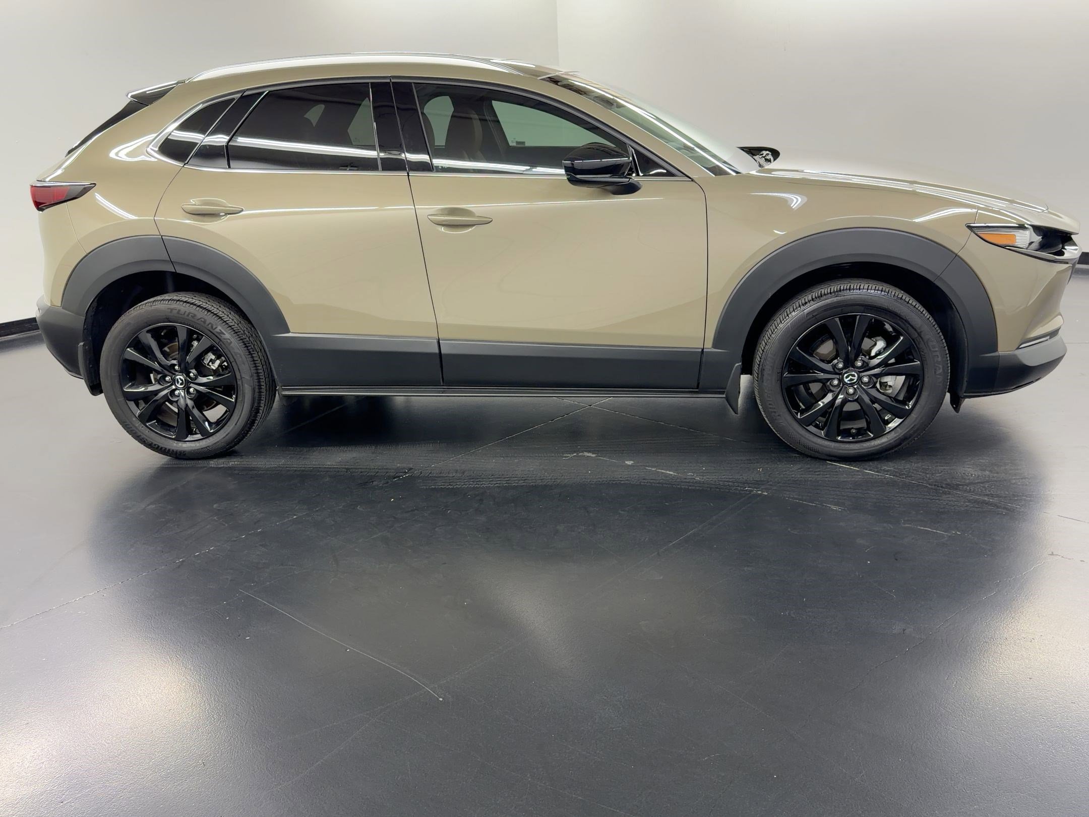 Used 2024 MAZDA CX-30 Carbon image 8