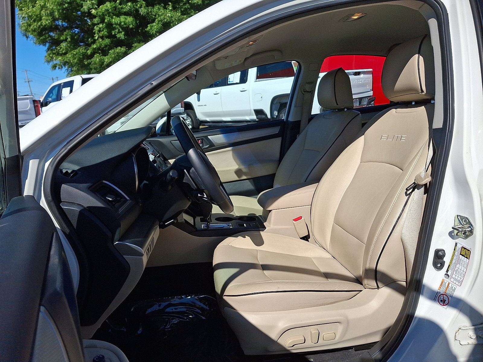 Used 2015 Subaru Legacy 2.5i Premium AWD/4WD image 13