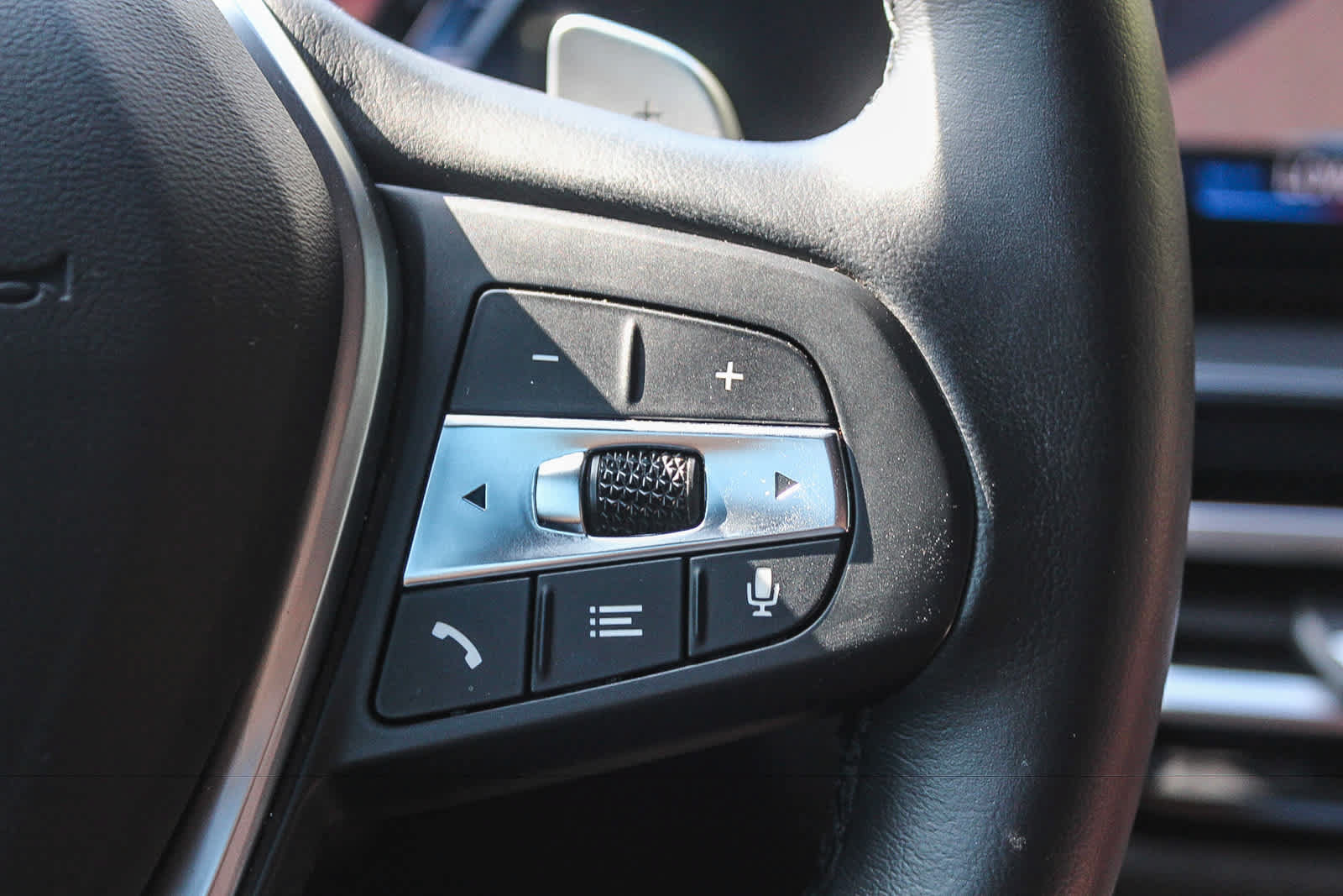 Used 2023 BMW 230i Coupe w/ Convenience Package RWD image 24