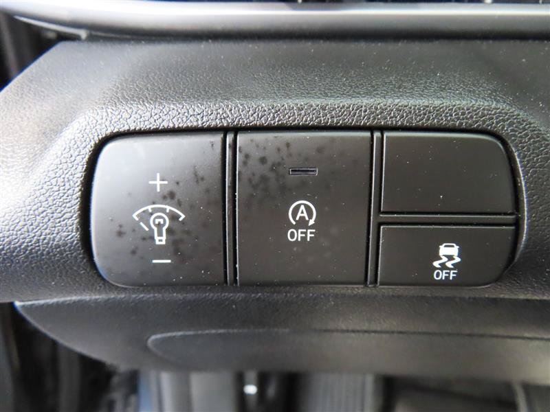 Used 2024 Hyundai Elantra SE FWD image 16