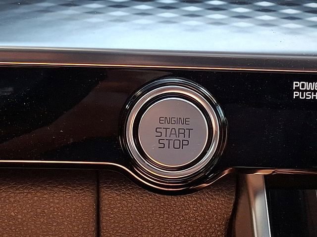 Used 2024 Kia Carnival SX Prestige FWD image 26