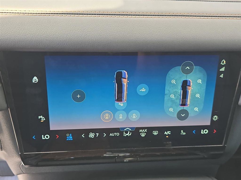 New 2025 Lincoln Navigator L Black Label image 21