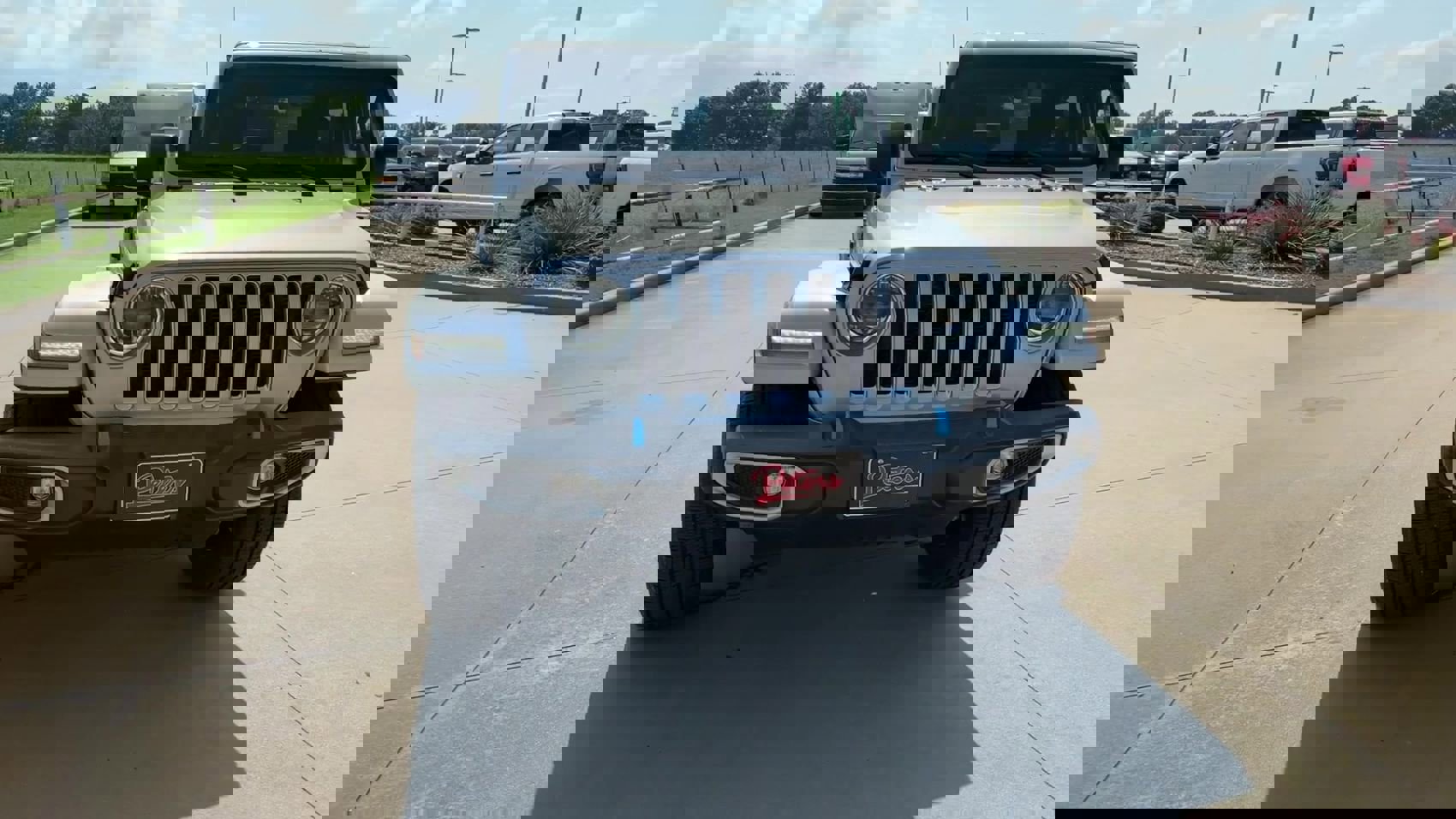 New 2023 Jeep Wrangler Sahara w/ Cold Weather Group image 3