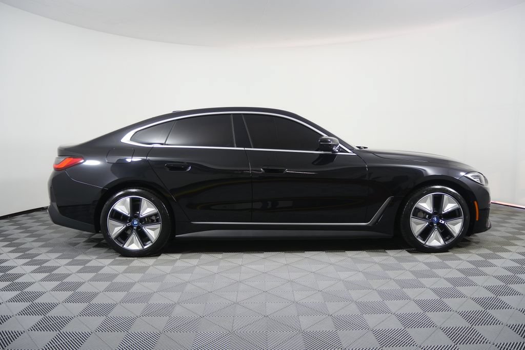 Used 2023 BMW i4 eDrive35 RWD image 2
