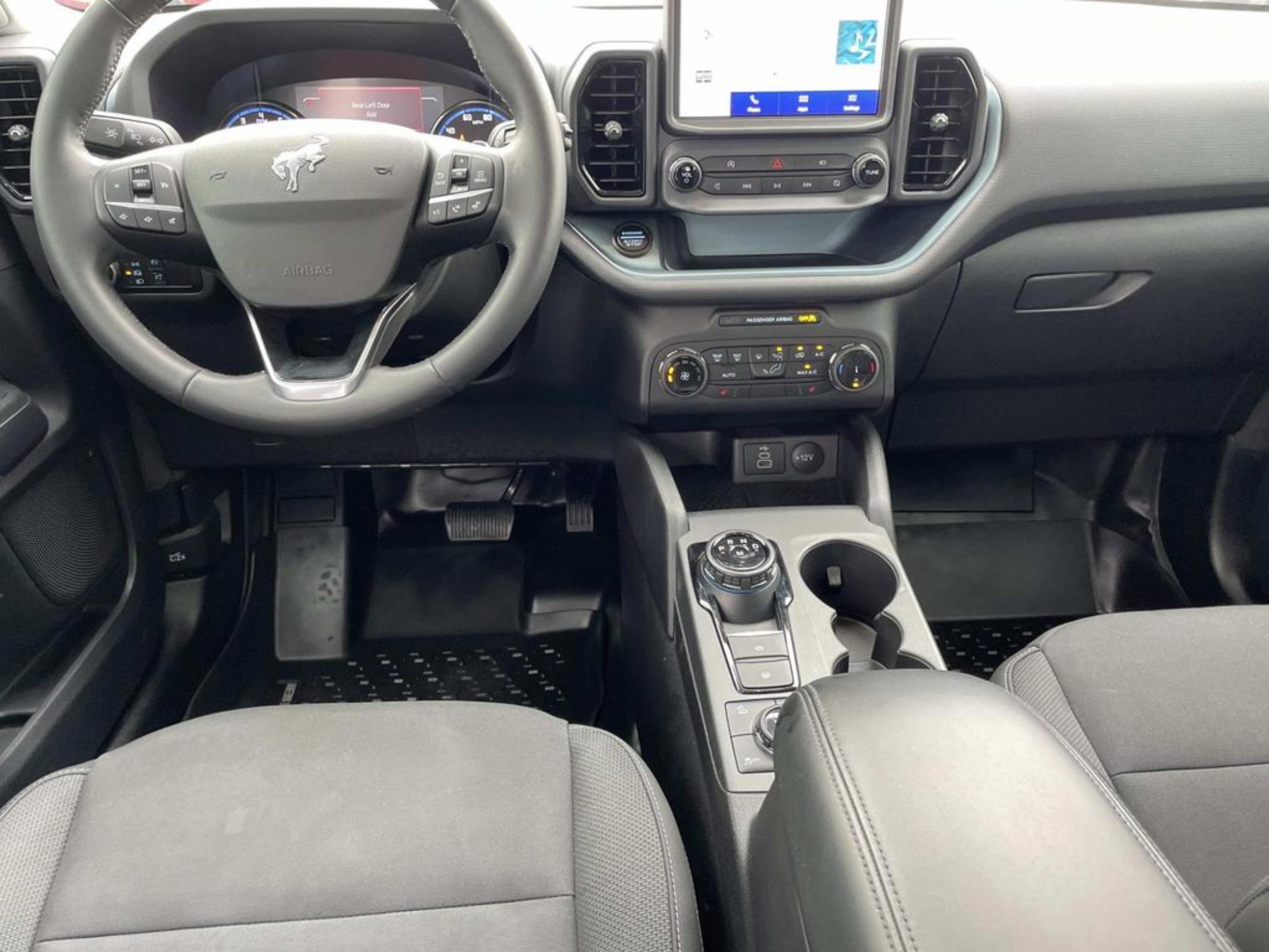 Used 2024 Ford Bronco Sport Badlands image 9