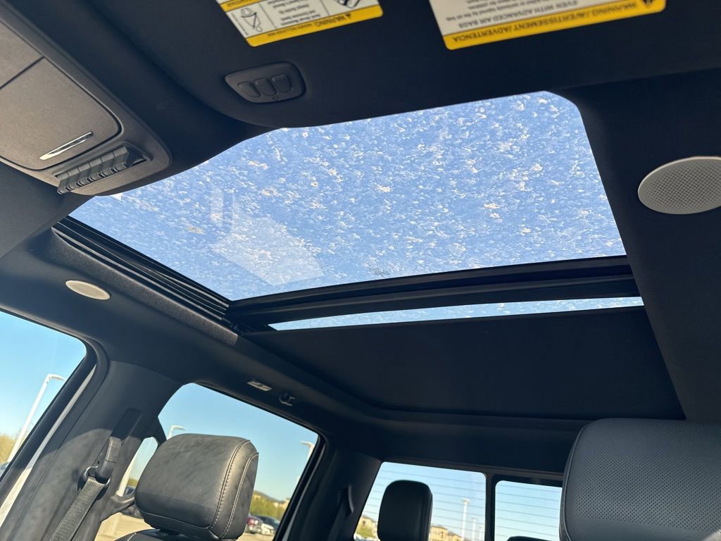 Used 2023 Ford F150 Raptor w/ Raptor Carbon Fiber Package image 24