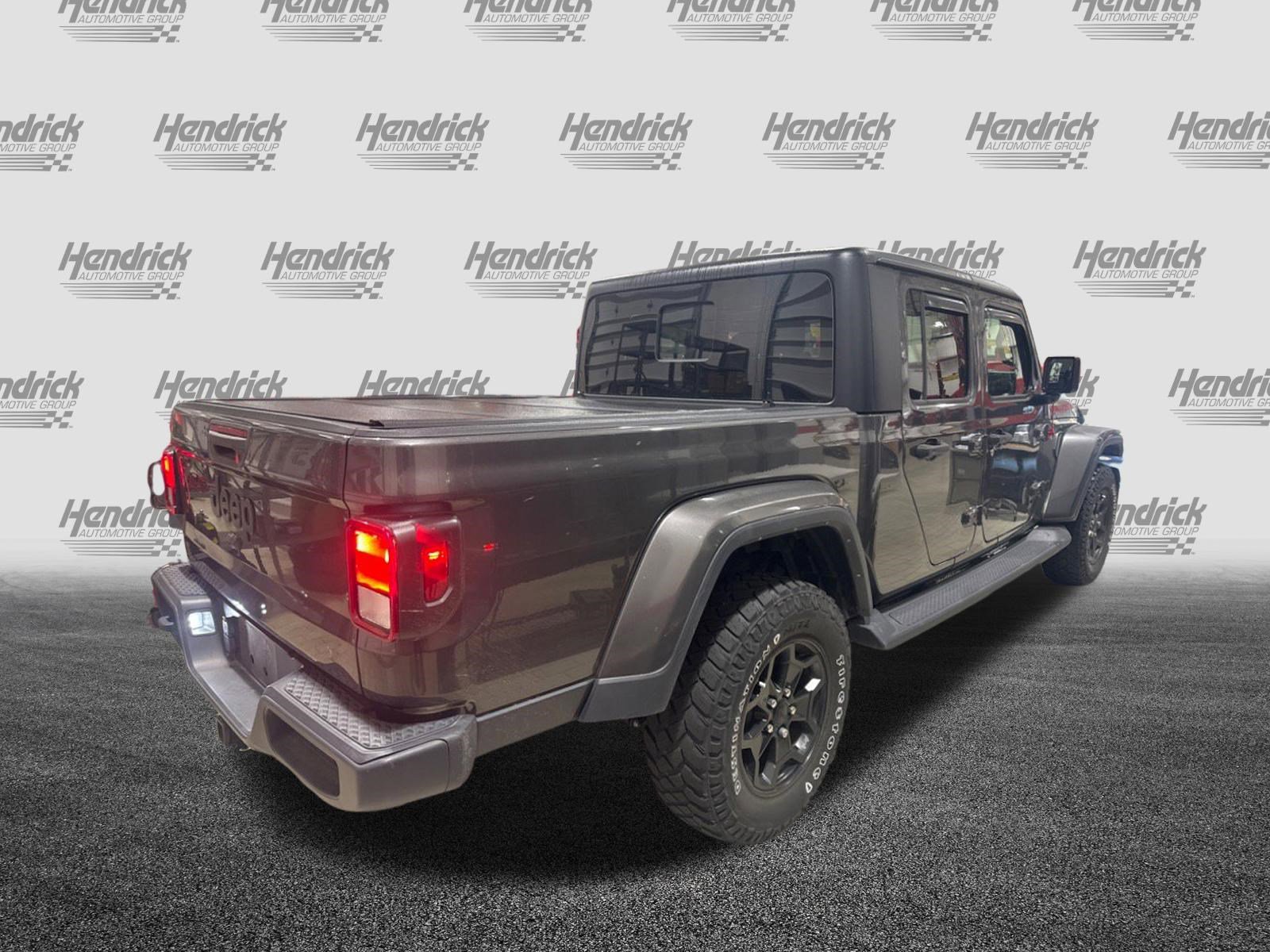 Used 2022 Jeep Gladiator Sport AWD/4WD image 45