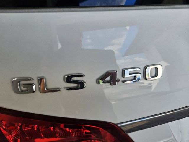 Used 2017 Mercedes-Benz GLS 450 4MATIC image 34
