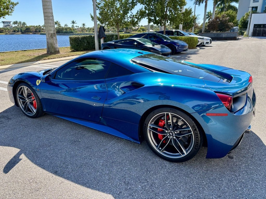 Used 2019 Ferrari 488 GTB image 9