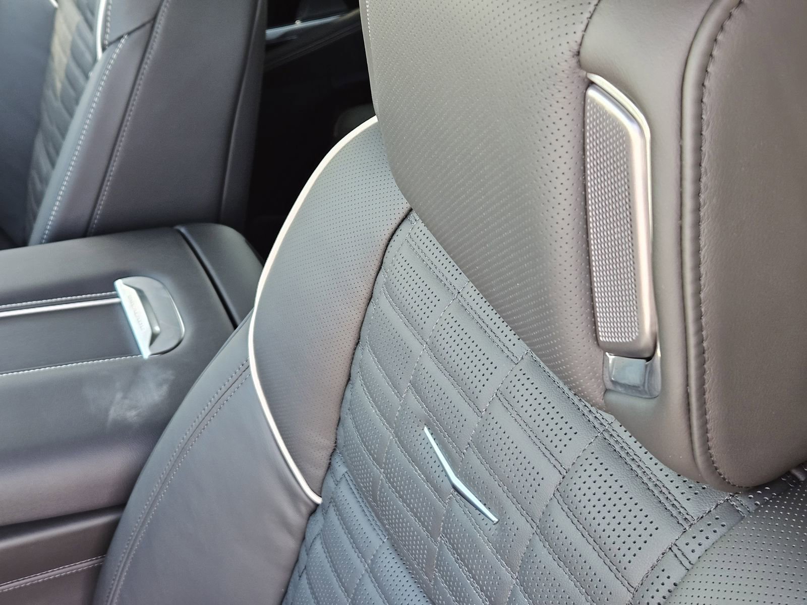 New 2026 Cadillac Escalade ESV Platinum Sport image 24