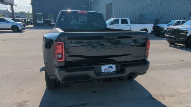 New 2026 RAM 3500 Tradesman AWD/4WD image 7