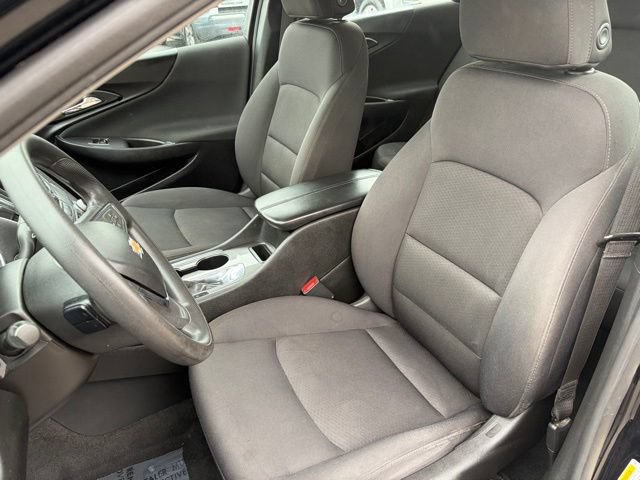 Used 2021 Chevrolet Malibu LT FWD image 16