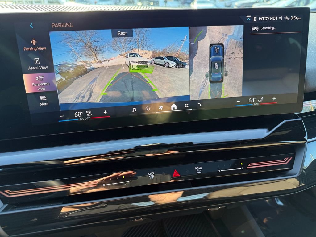 Certified 2026 BMW 530i xDrive w/ Premium Package image 22