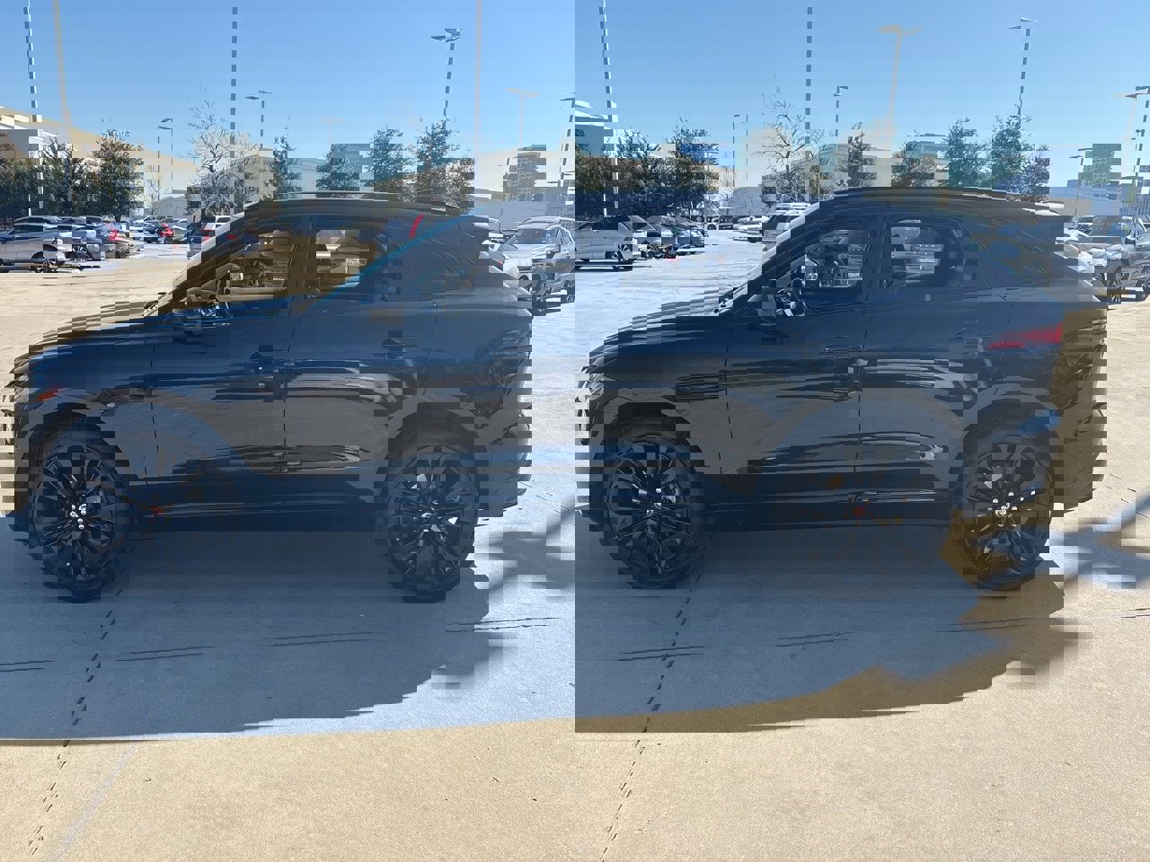 Used 2022 Jaguar F-PACE S image 8