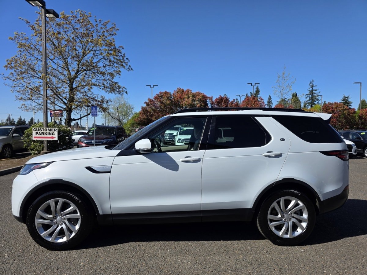 Used 2019 Land Rover Discovery HSE AWD/4WD image 3