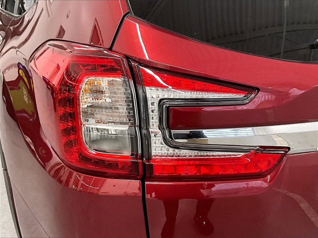 Used 2024 Subaru Ascent Limited w/ Technology Package image 33
