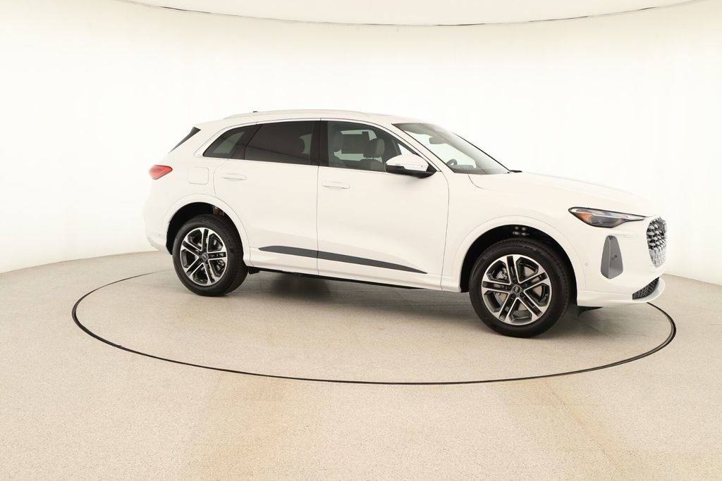 New 2025 Audi Q5 Premium image 9