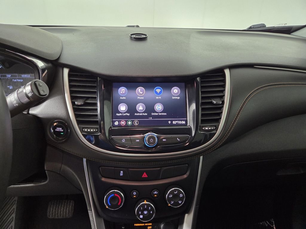 Used 2020 Chevrolet Trax LT w/ Redline Edition image 21