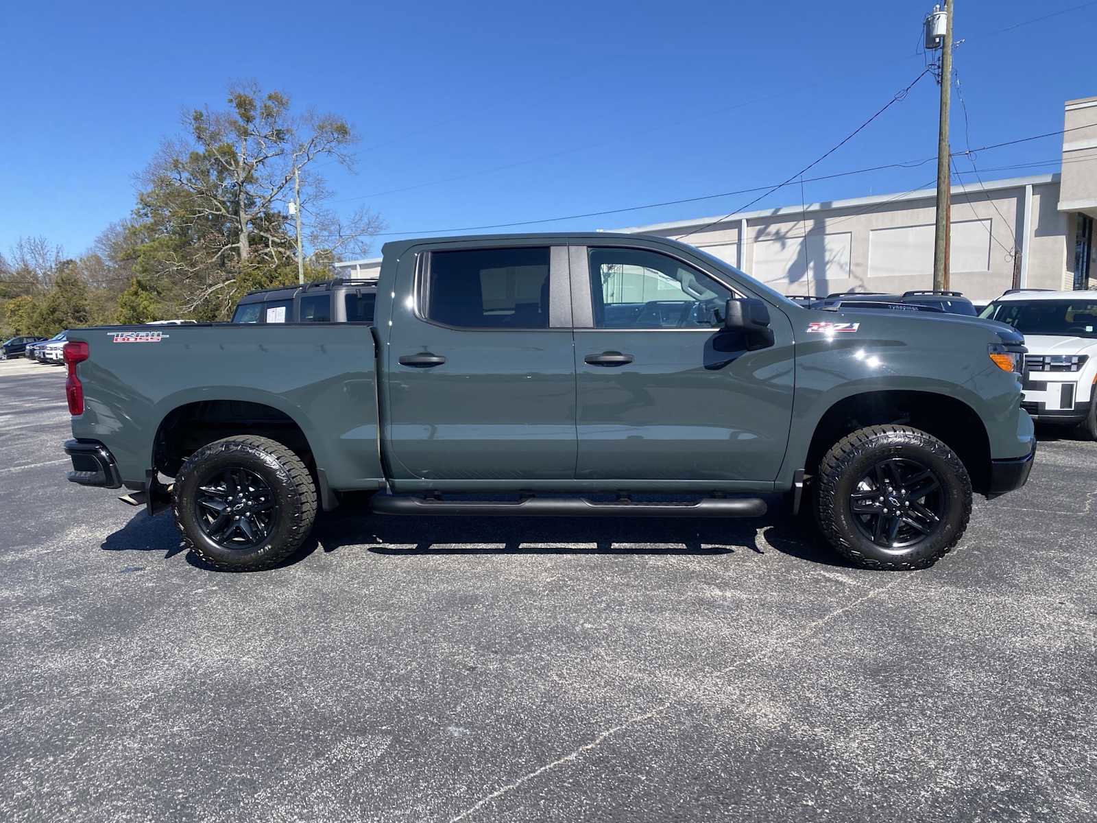 Used 2025 Chevrolet Silverado 1500 Custom Trail Boss image 4