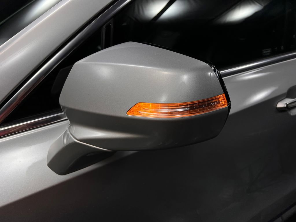 Used 2021 Cadillac XT4 Premium Luxury image 30