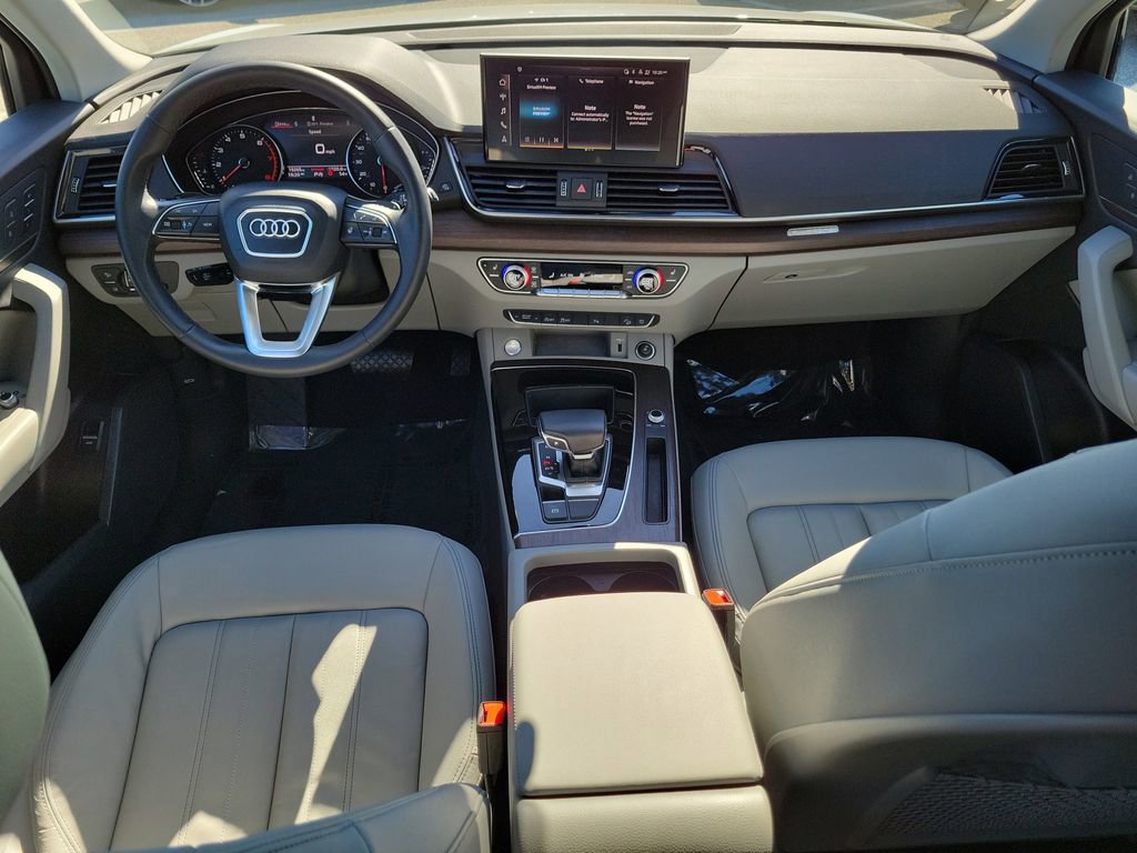 Certified 2023 Audi Q5 2.0T Premium w/ Convenience Package image 23