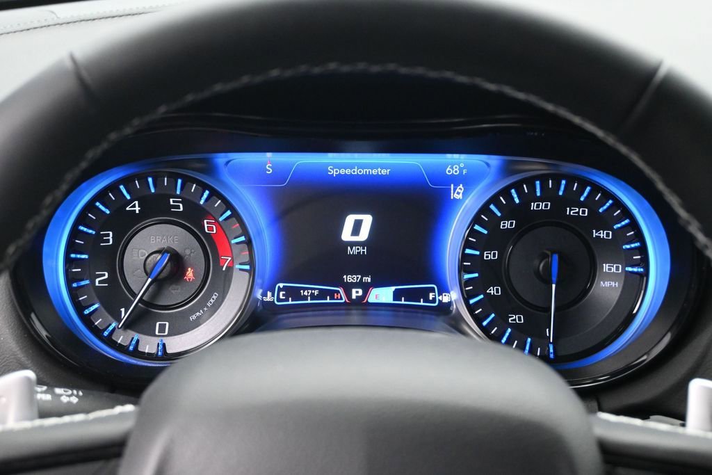 Used 2023 Chrysler 300 C RWD image 13