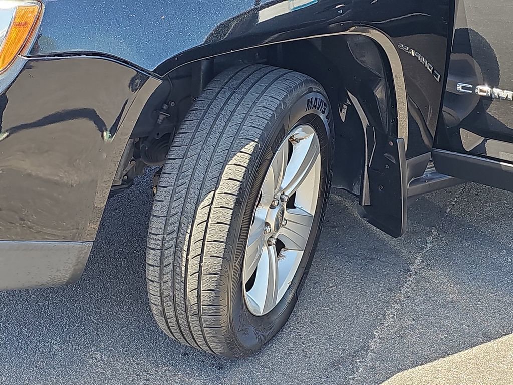 Used 2012 Jeep Compass Sport image 32