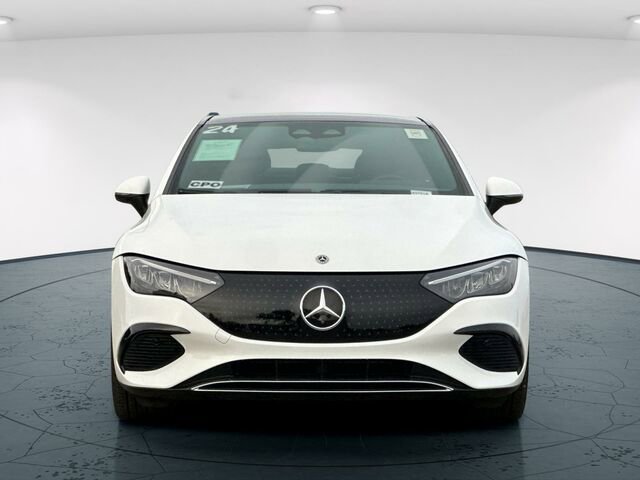 Certified 2024 Mercedes-Benz EQE 350+ 4MATIC Sedan w/ Driver Assistance Package image 10